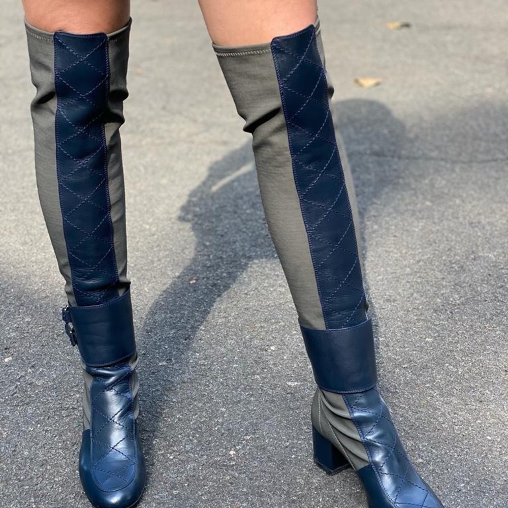 Beautiful OTK boots with quilted navy leather